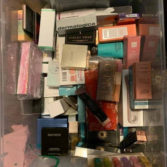 🤩🌈FLASh  SALE!!! Fab fit fun Rag&Bone BKR, shoes, clothes JeffreyStar Mac more - Picture 8 of 14